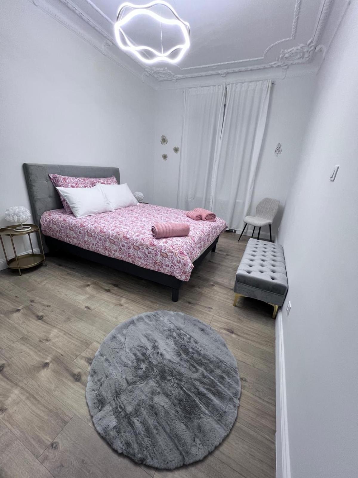 Le Rapp 6, Appartement De Standing 3 Chambres, 7 Personnes &1 Bebe, Cosy Et Familial Ultra Equipe Emplacement Ideal Proche Gare Centre Ville Marches De Noel Quartier Tribunal Contades Straßburg Exterior foto